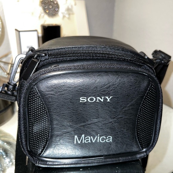 SONY camera case ,handycam. Film camera - Picture 2 of 5